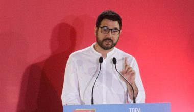 Ν.Ηλιόπουλος κατά Κ.Μητσοτάκη: «Δεν είναι απλά ψεύτης, είναι επικίνδυνος για την δημοκρατία»