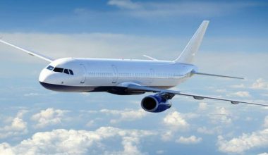 Ηράκλειο: Αναστάτωση σε πτήση – Επιβάτης κάπνιζε στην τουαλέτα του αεροπλάνου