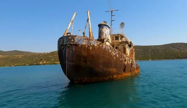Το άγνωστο ναυάγιο Ροδίνι στον κόλπο του Πόρου (βίντεο)