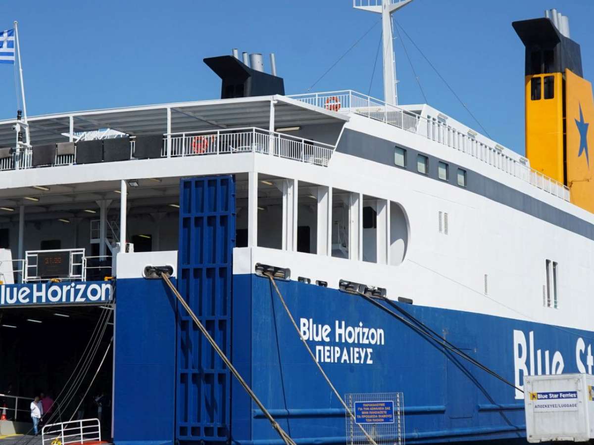 Μηχανική βλάβη σε πλοίο που ταξιδεύει από Ηράκλειο προς Πειραιά – Μεταφέρει 930 επιβάτες