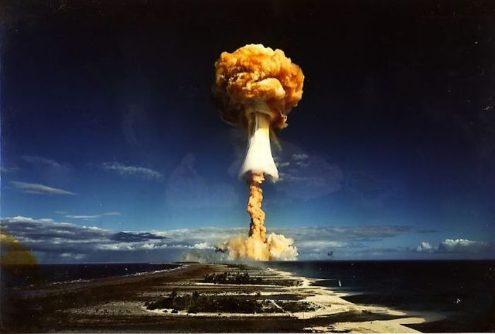 Φωτογραφίες από πυρηνικές εκρήξεις που «κόβουν την ανάσα» (φωτο)