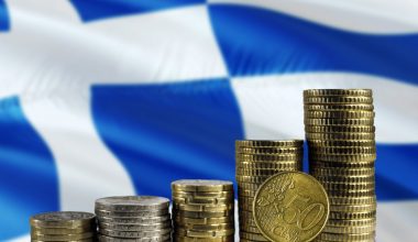 Financial Times: «Η Ε.Ε θα τερματίσει τον έλεγχο της ελληνικής οικονομίας μετά από 12 χρόνια αναταραχής»