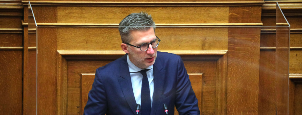 Άκης Σκέρτσος: Το πρόβλημα υγείας που αντιμετωπίζει ο γιος του