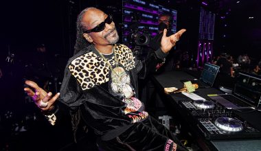 Snoop Dogg: Παραγωγός και πρωταγωνιστής στην αθλητική κωμωδία «The Underdoggs»