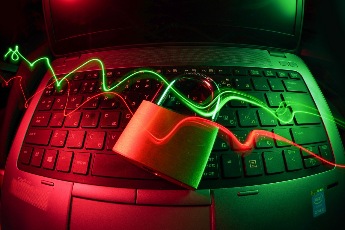 Σύμβουλος ηλεκτρονικής ασφάλειας: Τι πρέπει να προσέξετε για να αποφύγετε τις διαδικτυακές απάτες