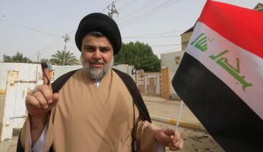 Ιράκ: Ο σιίτης ιερωμένος Μοκτάντα Σαντρ έδωσε εντολή στους δικαστές να διαλύσουν τη Βουλή