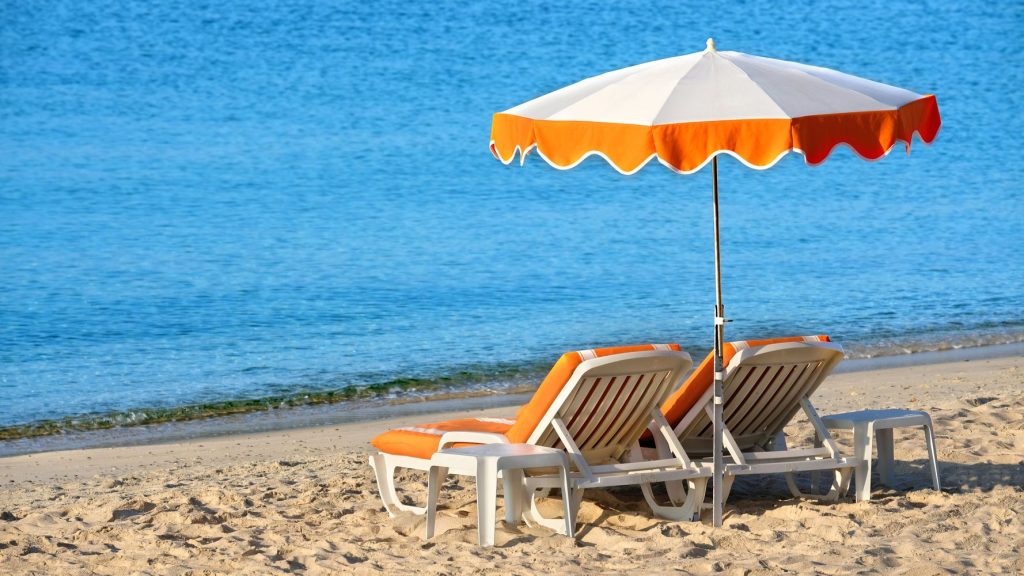 ΗΠΑ: Κολυμβήτρια έχασε τη ζωή της από ομπρέλα που την πήρε ο αέρας