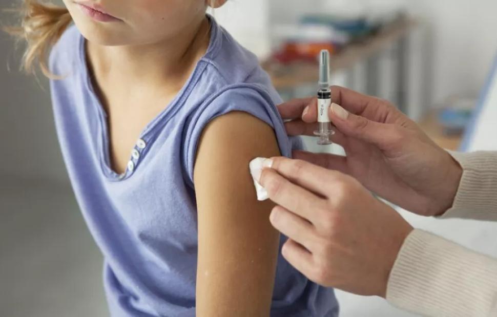 Συναγερμός στο Λονδίνο για έξαρση της πολιομυελίτιδας – Ξεκινά ενισχυτικός εμβολιασμός για παιδιά