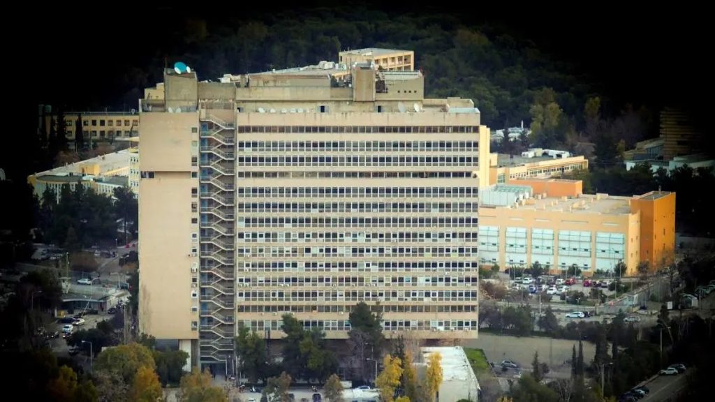 Επιστολή-«φωτιά» από υπάλληλο της ΕΥΠ: «Κανένας νόμος δεν εφαρμόζεται – Ο Κ.Μητσοτάκης τα ήξερε»!