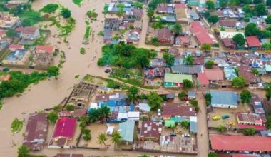 Γκάμπια: Αντιμέτωπη με τις πιο καταστροφικές πλημμύρες των τελευταίων δεκαετιών