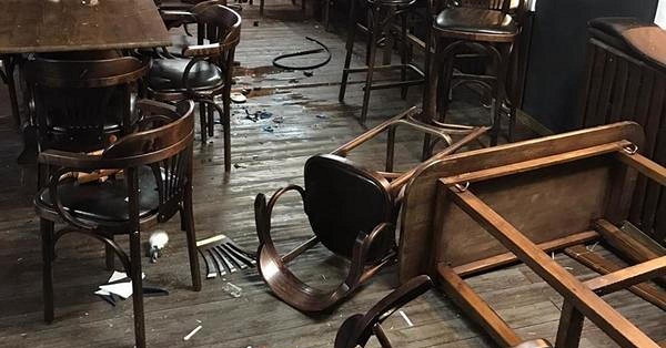 Σαντορίνη: Τέσσερις Γάλλοι ξυλοκόπησαν έναν Ισπανό – Τον έστειλαν στο νοσοκομείο 