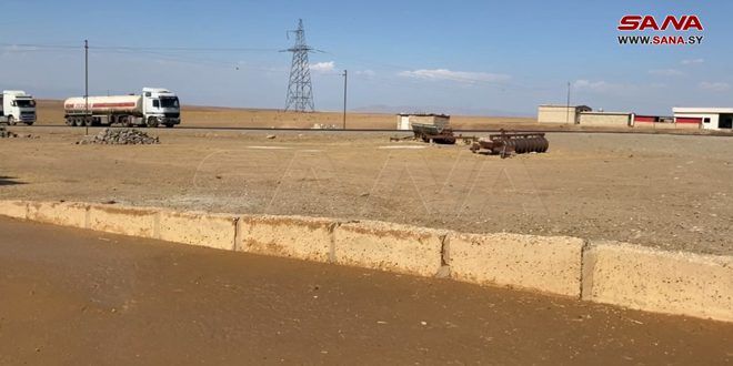 Συρία: Οι αμερικανικές δυνάμεις μεταφέρουν κλεμμένο συριακό πετρέλαιο στο Ιράκ – Χρησιμοποίησαν 144 τάνκερ