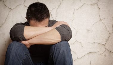 Κατάθλιψη: Επτά ήπια σημάδια που σας προειδοποιούν ότι κινδυνεύετε