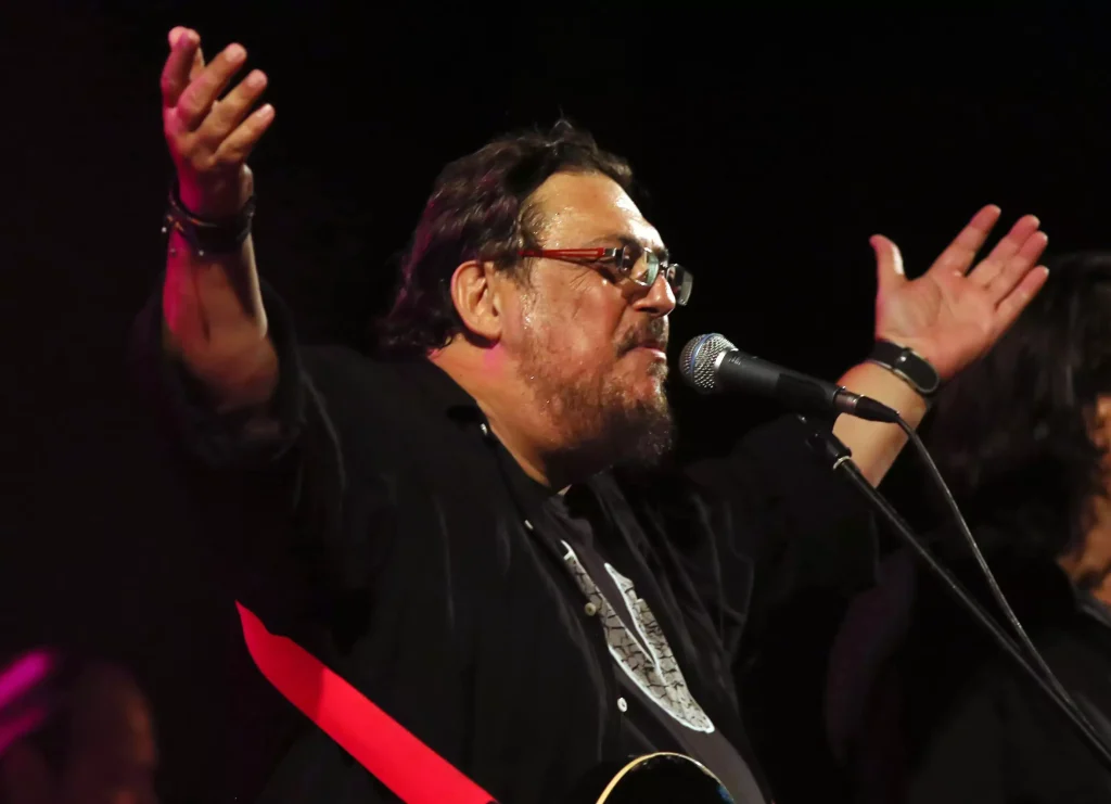 Μεγάλη συναυλία – Αφιέρωμα στον Λαυρέντη Μαχαιρίτσα στο Κατράκειο Θέατρο Νίκαιας