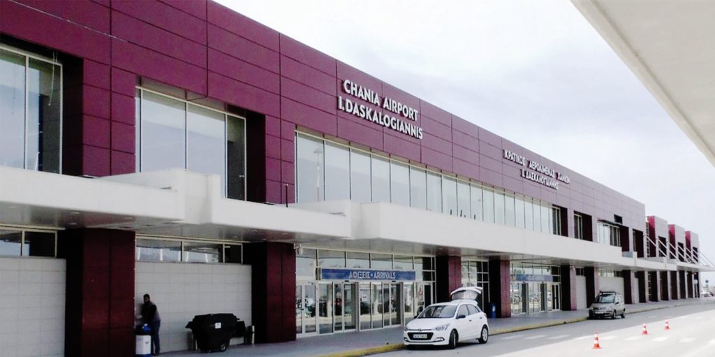 Χανιά: Κατάσταση έκτακτης ανάγκης στο αεροδρόμιο λόγω στρατιωτικού αεροσκάφους των ΗΠΑ (φωτο)