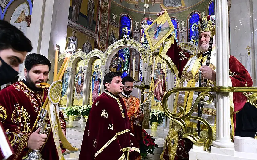 Παραιτήθηκε από τον Καθεδρικό Nαό Αγίας Τριάδος Νέας Υόρκης ο π. Νικόλαος Καρλούτσος