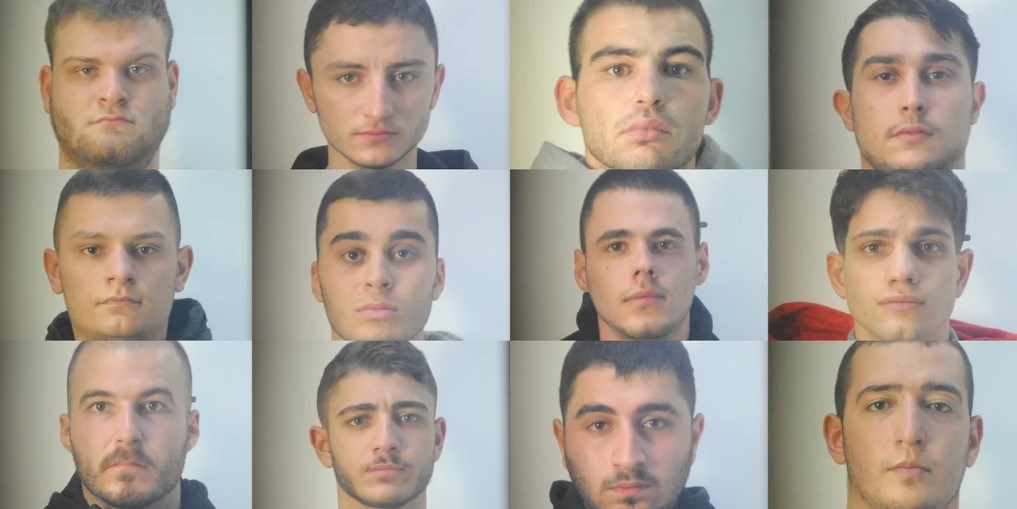 Δολοφονία του 19χρονου Άλκη Καμπανού: Στο δικαστήριο οι 12 κατηγορούμενοι