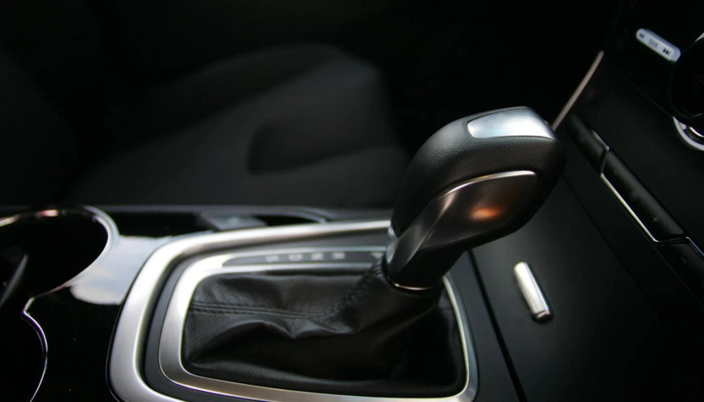 Καύσωνας: Πώς να προστατεύσετε καλύτερα το εσωτερικό του αυτοκινήτου σας