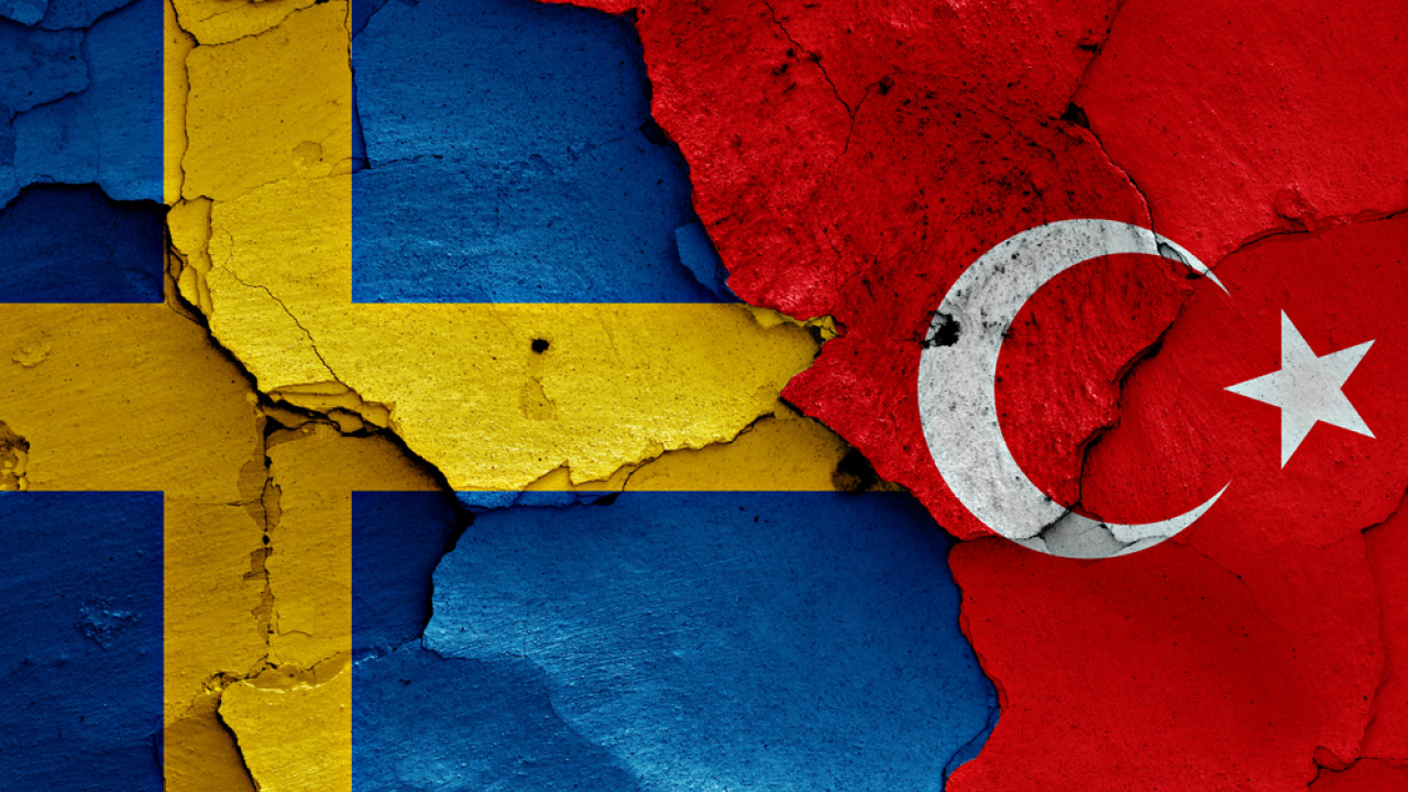 Η Τουρκία καλεί τη Στοκχόλμη να εκδώσει «τρομοκράτες» εάν θέλει να ενταχθεί στο ΝΑΤΟ