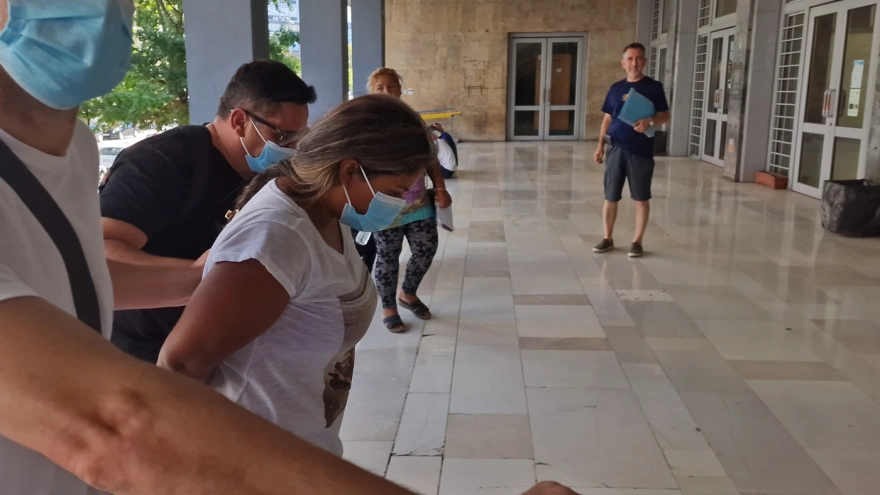 Θεσσαλονίκη: Στον Εισαγγελέα η νεαρή που μαχαίρωσε την 27χρονη – Τι λέει η αδερφή του θύματος (φωτο)