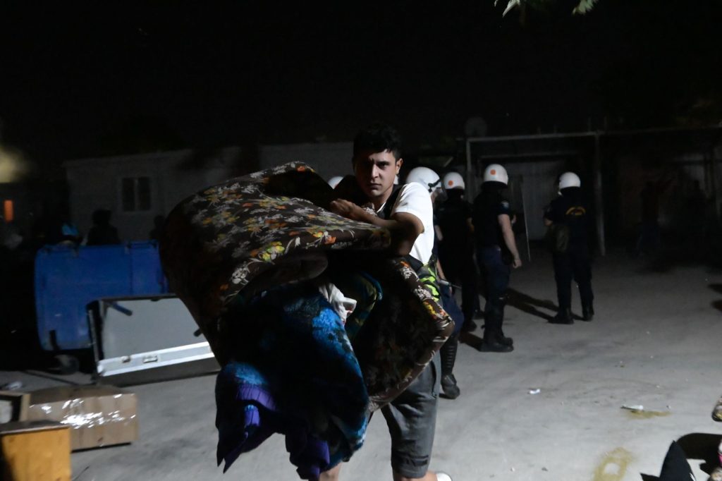 Κλείνει οριστικά το καμπ παράνομων μεταναστών στον Ελαιώνα