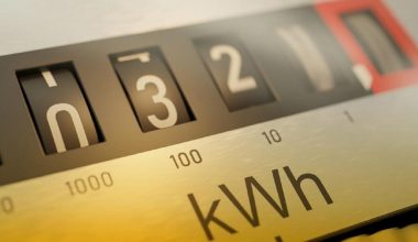 «Ηλεκτροσόκ» από τις τιμές των προμηθευτών για το ρεύμα: Θα φτάσει μέχρι τα 80 λεπτά η αρχική τιμή της κιλοβατώρας