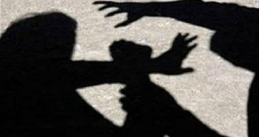 Λασίθι: 44χρονη έπεσε θύμα ξυλοδαρμού από τον πρώην σύζυγό της – Του πέρασαν χειροπέδες