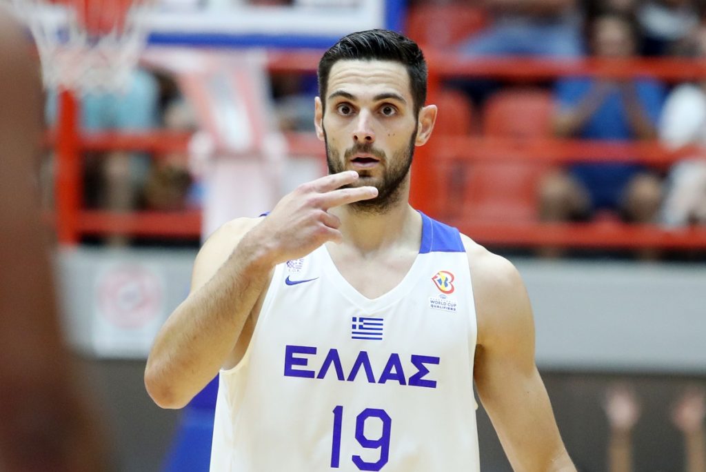 Ι.Παπαπέτρου: Έπαθε θλάση – Χάνει το ματς με τη Σερβία