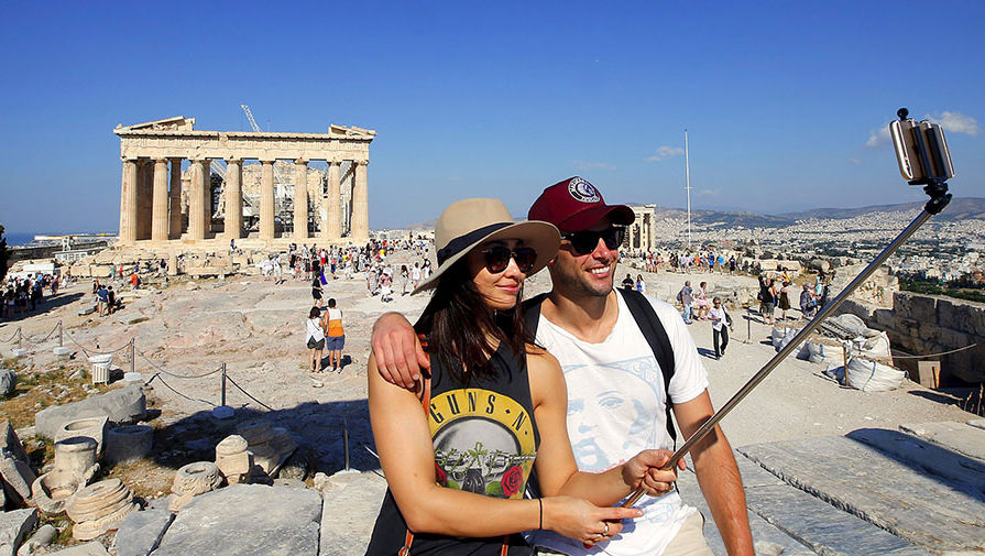 Ελλάδα και Κύπρος λένε “όχι” στην απαγόρευση Ρώσων τουριστών
