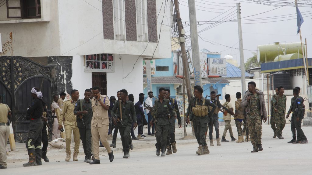 Σομαλία: Τουλάχιστον 12 νεκροί από επίθεση των ισλαμιστών Σεμπάμπ σε ξενοδοχείο