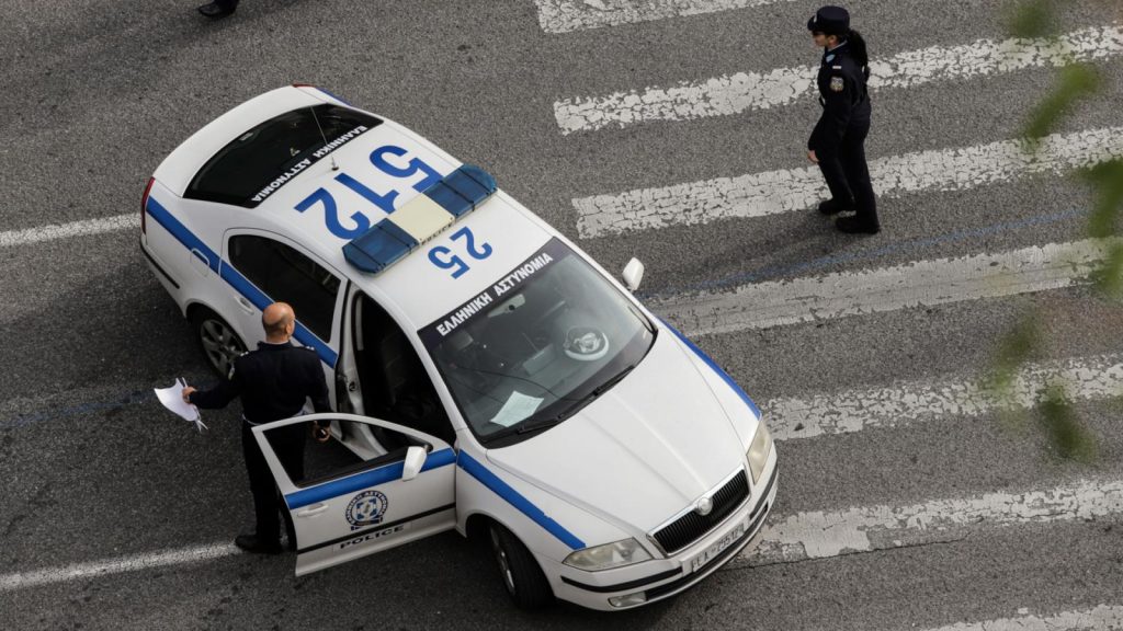 Λάρισα: Οδηγός προκάλεσε από λάθος του καταδίωξη – Του «έκοψαν» κλήση άνω των 13.000 ευρώ