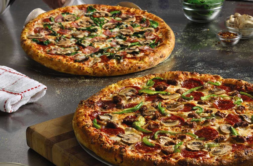 Ιρλανδία: Πήρε αποζημίωση 5.000 ευρώ από τη Domino’s Pizza επειδή την ρώτησαν πόσο χρονών είναι