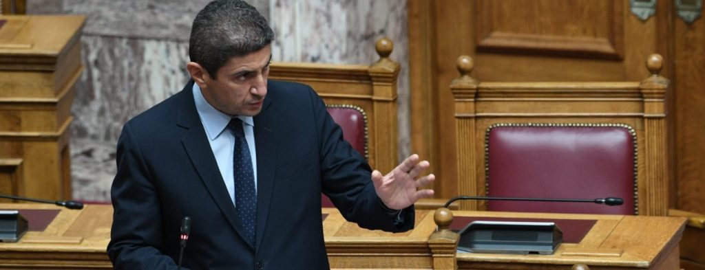 Λ.Αυγενάκης για Λ.Πετρούνια: «Αξεπέραστος και ανίκητος»