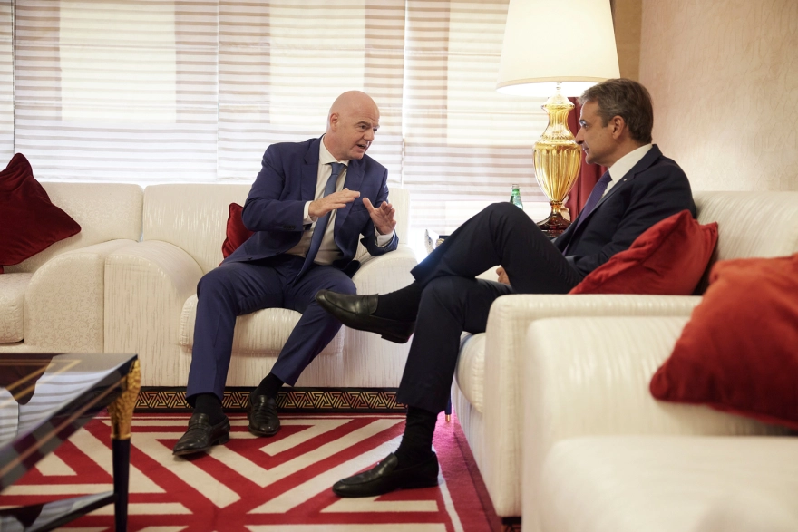 Με τον πρόεδρο της FIFA Τ.Ινφαντίνο συναντήθηκε στο Κατάρ ο Κυριάκος Μητσοτάκης