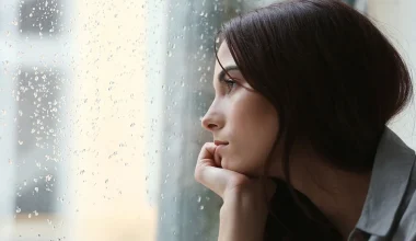 Κατάθλιψη: Η σχέση της με τα χαμηλά επίπεδα βιταμίνης D