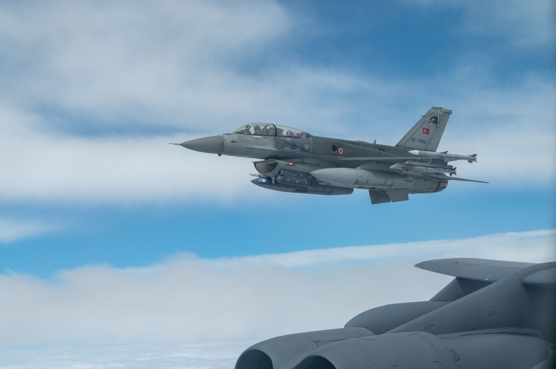 Νέες τουρκικές υπερπτήσεις πάνω από Διβούνια και Καμηλονήσι