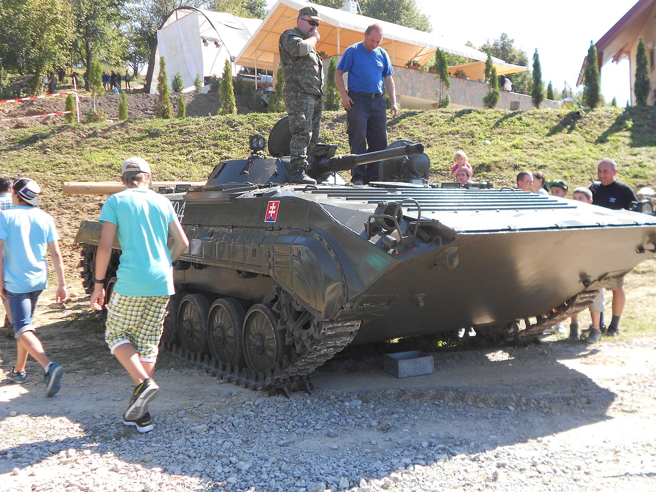 Οι Σλοβάκοι αντάλλαξαν ΤΟΜΑ ΒΜΡ-1 με γερμανικά άρματα μάχης τύπου Leopard-2A4!