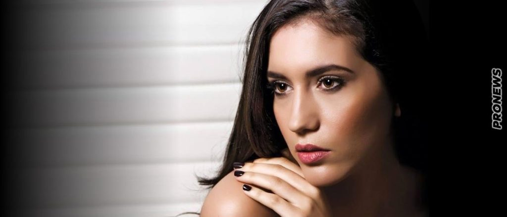 Ελένη Βαΐτσου: Ποζάρει στη… «ζούγκλα» σαν σέξι Tζέιν (φωτο)