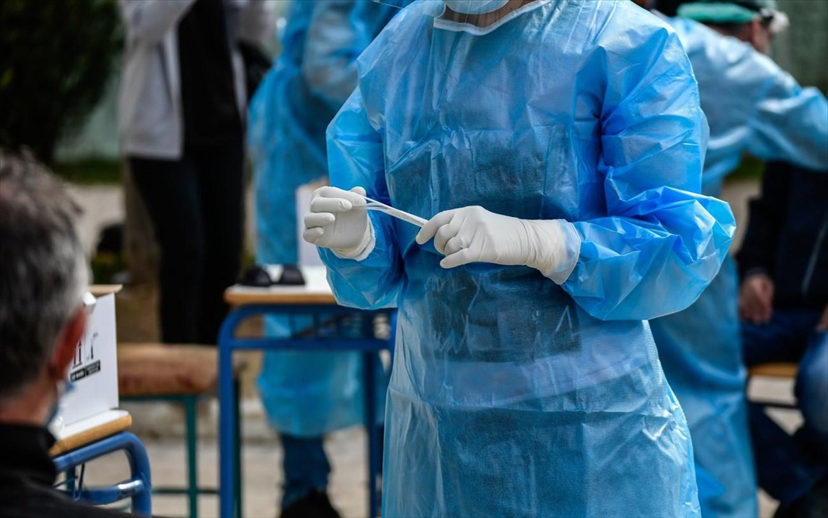 Κορωνοϊός: 55.769 εβδομαδιαία κρούσματα και 258 θάνατοι