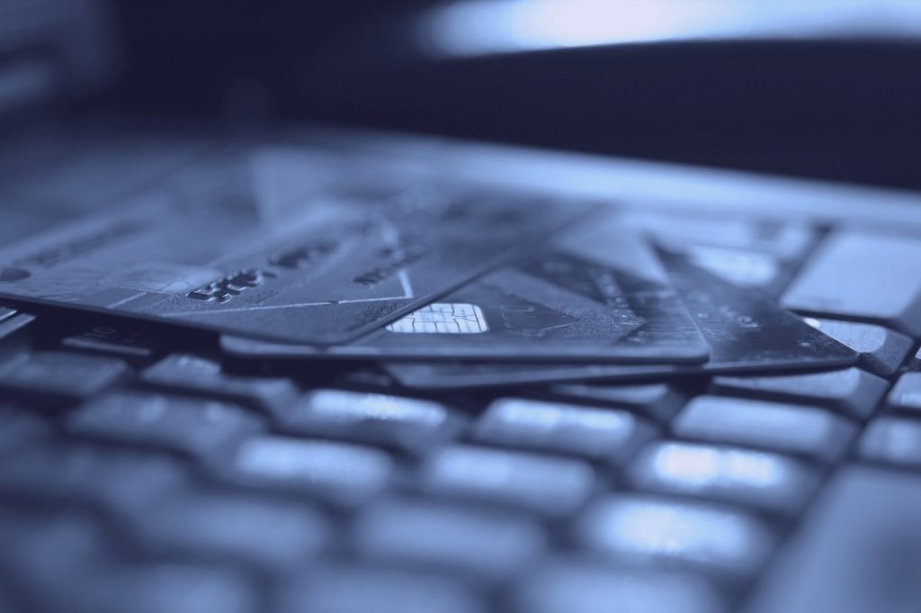 Εξαπάτησαν επιχειρηματία με τη μέθοδο Business Email Compromise – Δικογραφία σε βάρος αλλοδαπού