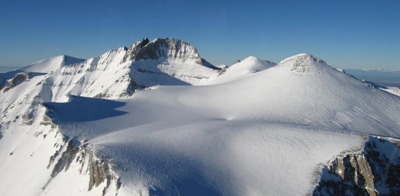 Γερμανός μουσικός παίζει φλάουτο στον Όλυμπο – Σε υψόμετρο 2.650 μέτρων (βίντεο)