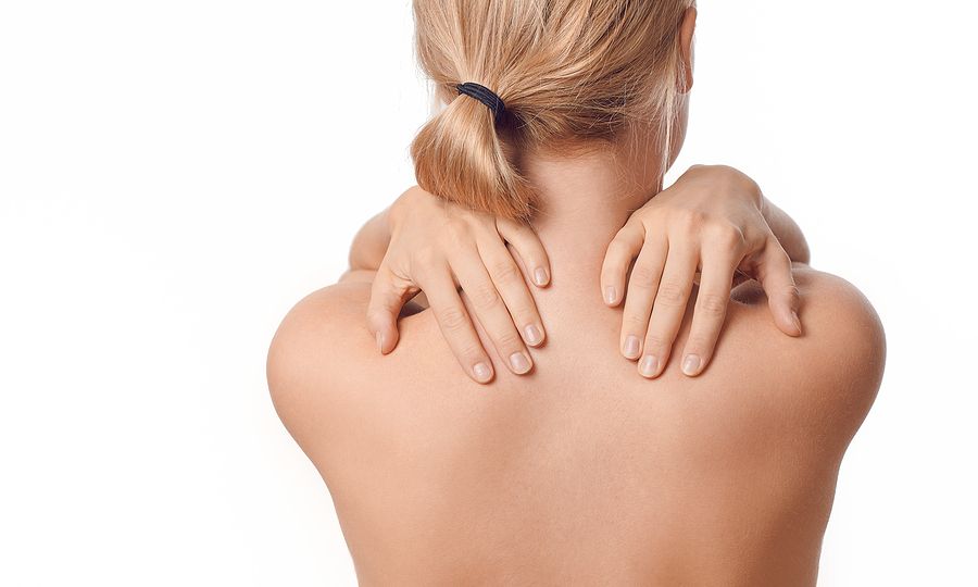 Σημάδια ότι ο πόνος στην πλάτη είναι ασυνήθιστος και πρέπει να σας δει γιατρός