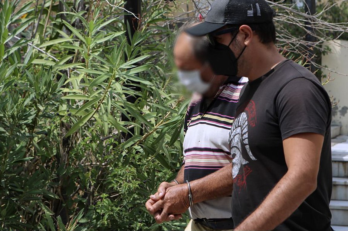 Αλεποχώρι: «Πρέπει να μπει στο χειρουργείο ο 14χρονος» λέει η μητέρα του