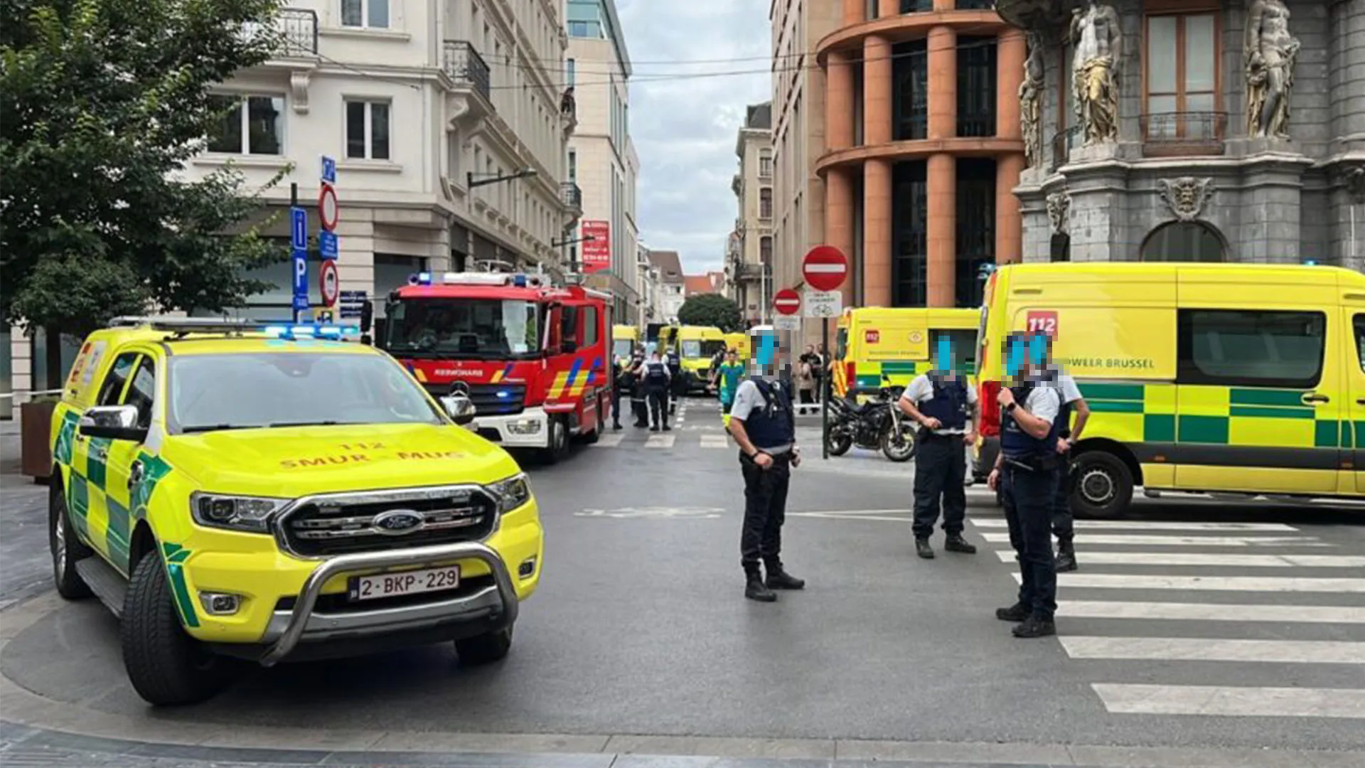Συναγερμός στις Βρυξέλλες: Βαν «έπεσε» με ταχύτητα σε καφετέρια – Έξι τραυματίες