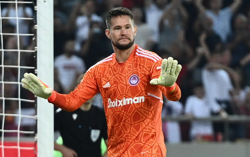 Ο Βάτσλικ έστειλε τον Ολυμπιακό στους ομίλους του Europa League – Έπιασε τρία πέναλτι