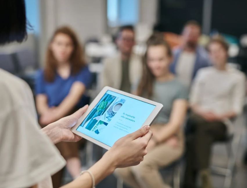 ΔΥΠΑ: Λήγει 31/8 η παράταση αιτήσεων για το πρόγραμμα 80.000 ανέργων