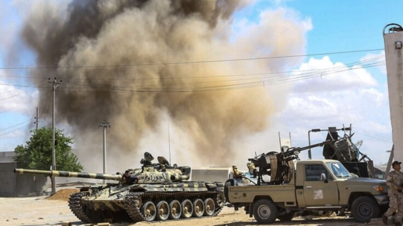Λιβύη: Τουλάχιστον 23 νεκροί από τις μάχες στην Τρίπολη