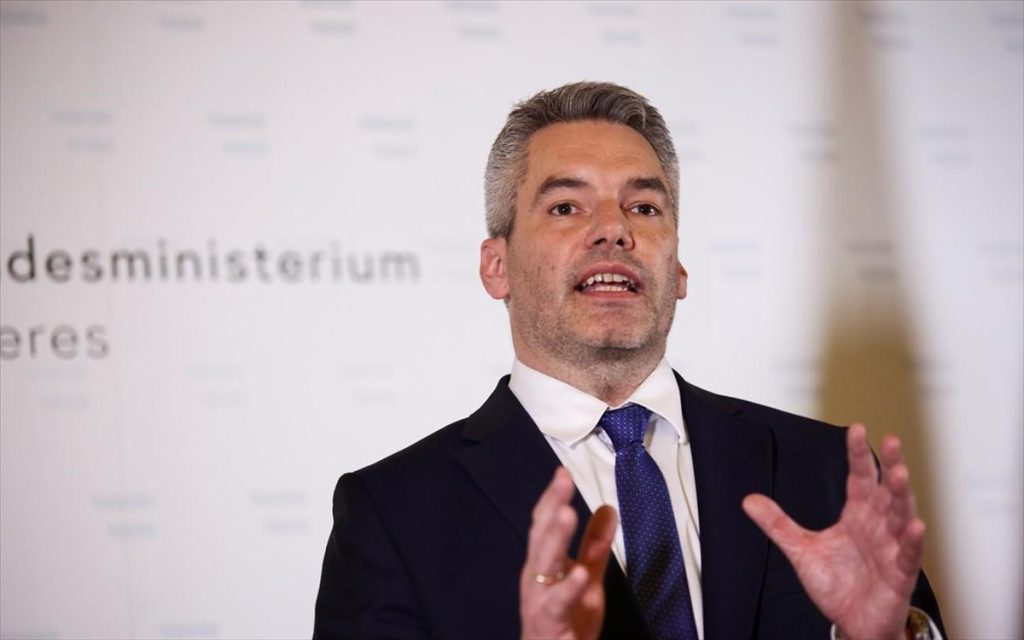 Κ.Νεχάμερ «Η ΕΕ να διαχωρίσει την τιμή του ηλεκτρικού ρεύματος από εκείνη του φυσικού αερίου»