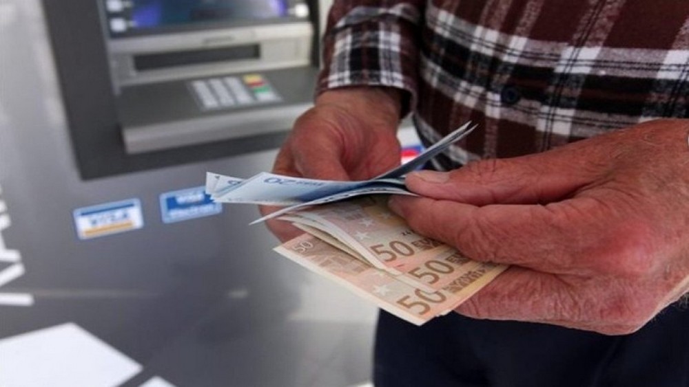 Κωστής Χατζηδάκης: Σημαντικές αυξήσεις στις συντάξεις για το 2023 – «Αφορά όλους τους συνταξιούχους»