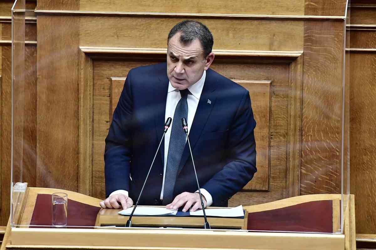 Συγχαρητήρια Ν.Παναγιωτόπουλου προς τους πιλότους για τη συμμετοχή τους σε άσκηση με αμερικανικά Β-52 (βίντεο)